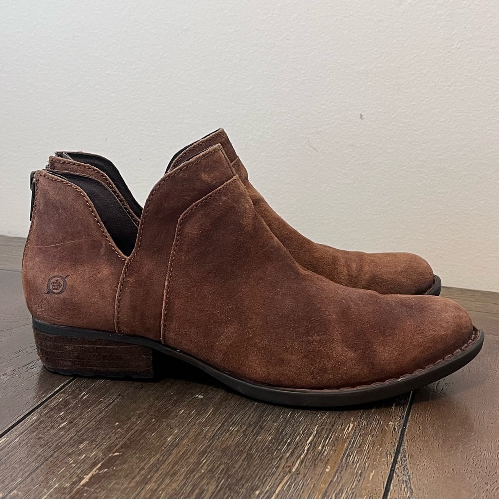 Born Brown Suede Ankle Boots Womens size 9 - Picture 7 of 9